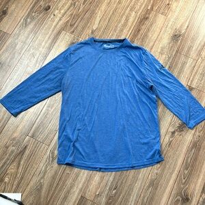 Men’s UA baseball T